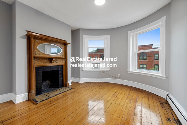Photo - 612 Columbus Ave
