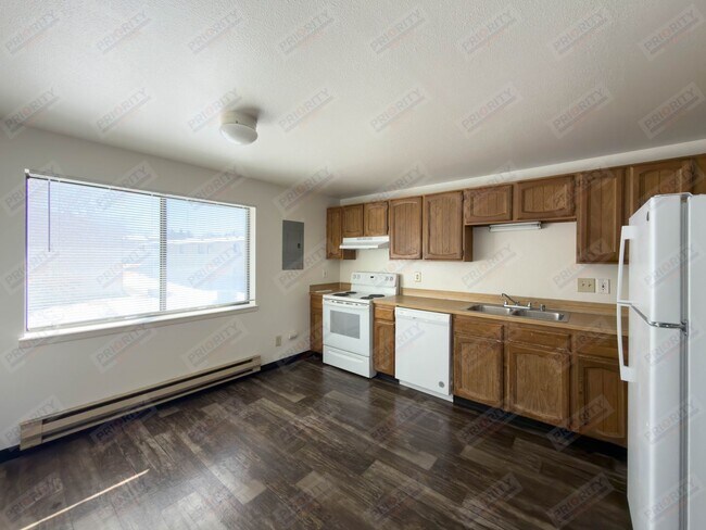 Photo - Ealges Nest Apartments Unit B