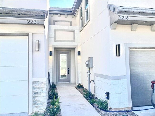 Photo - 22 Corales St