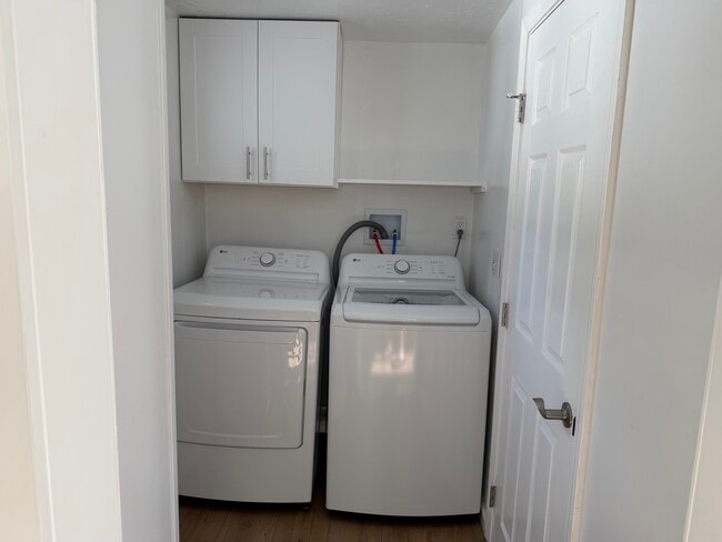 Photo - 88 W Main St Unit 1