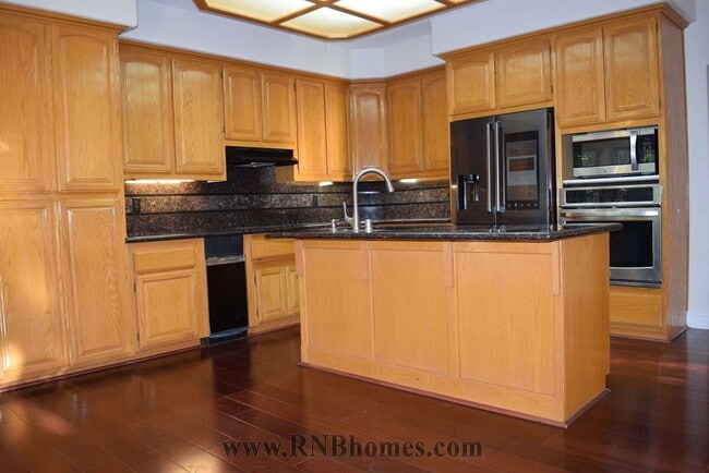 Photo - 303 Ironwood Cir