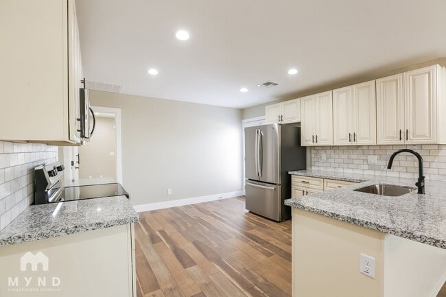 Photo - 5108 S 23rd Ave