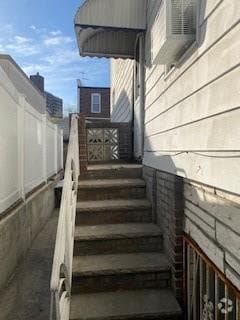 Building Photo - 162 Bay 49th St Unit 2 Rental