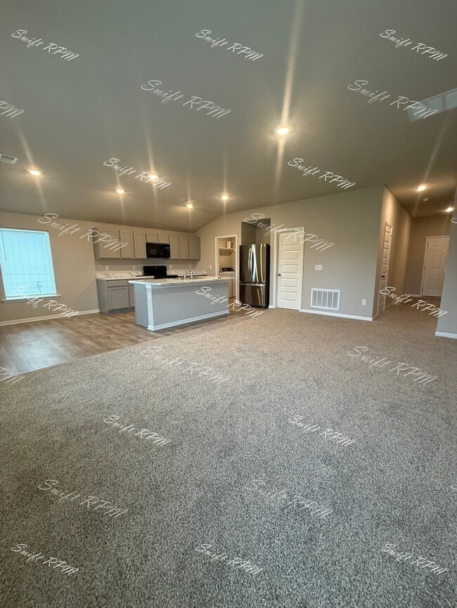 Photo - 559 W Lanesfield St