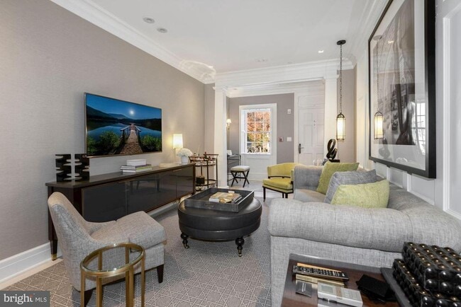 Photo - 1026 31st St NW