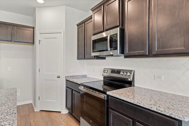 Photo - 7017 Hammermill Ln