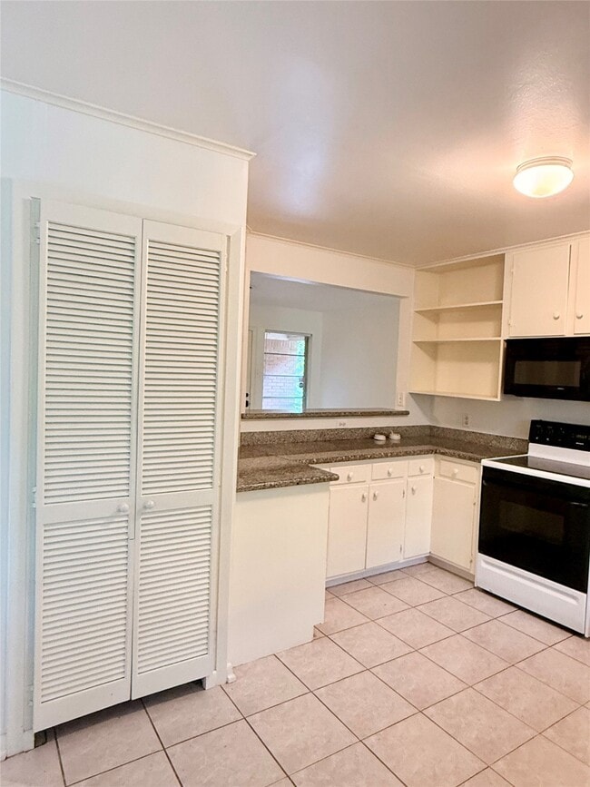 Photo - 5706 Parwill St