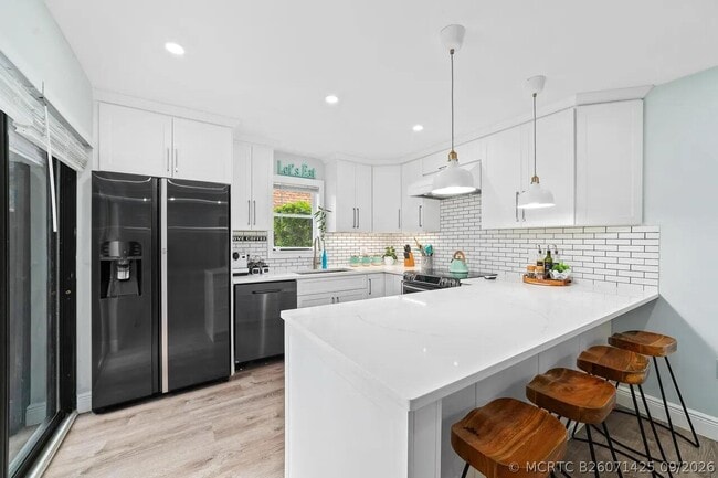 3132 SW 20th Terrace