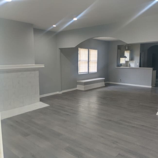 Photo - 957 Harwell St NW