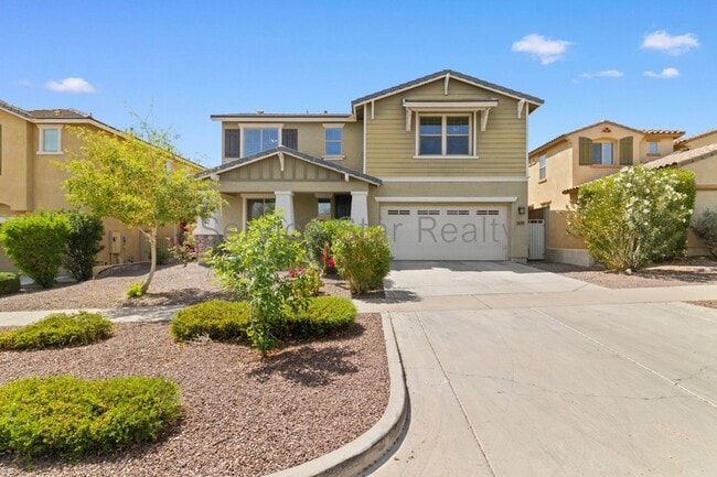 Building Photo - 3158 N Clanton St