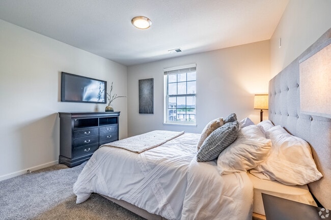 Photo - Fox Run Senior Apartments