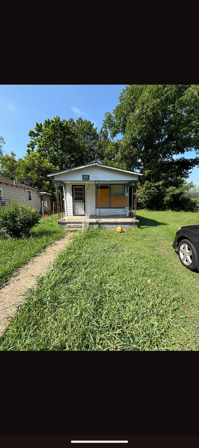 Building Photo - 505 Sicily St