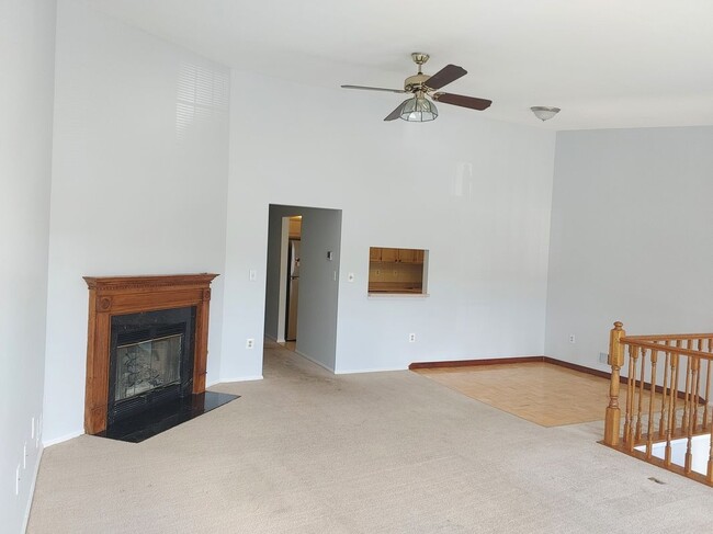 Photo - 98 Amethyst Way