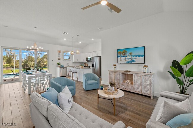 Photo - 154 SE 20th St