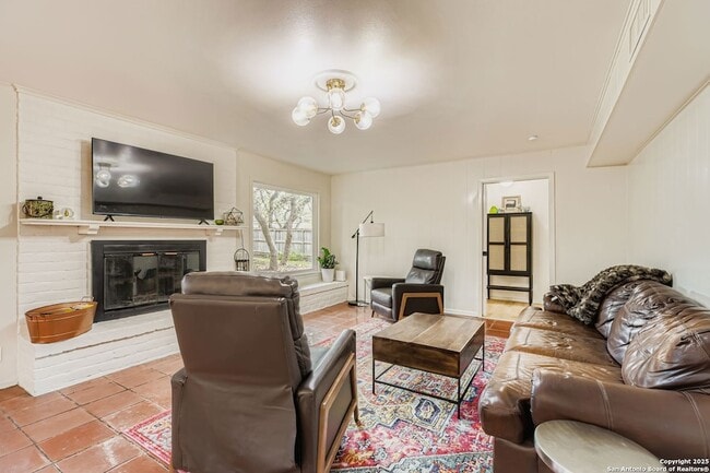 Photo - 146 Canyon Oaks Dr