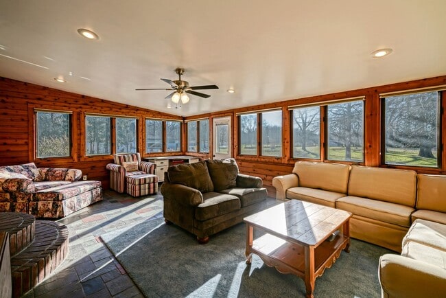 Photo - Harbeson Farmhouse