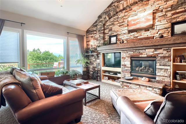735 Evening Star Ct