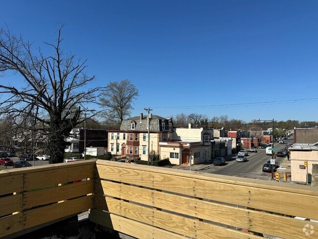 Building Photo - 2029 Chelten Ave Rental