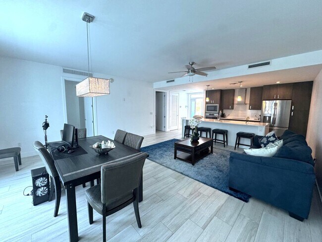 Photo - 1 S Palmway Unit 204
