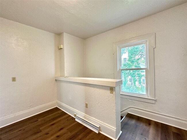 Photo - 336 Meadville St