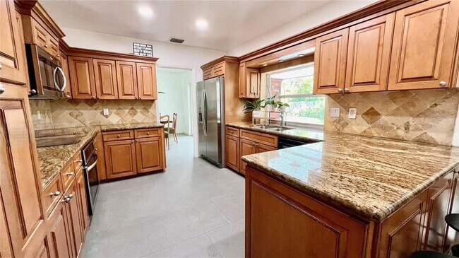 Photo - 14605 SW 75th Ave