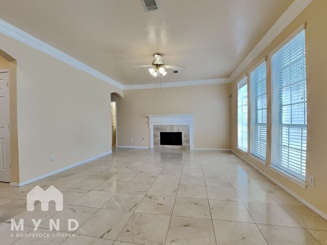 Photo - 9511 Weldridge Dr