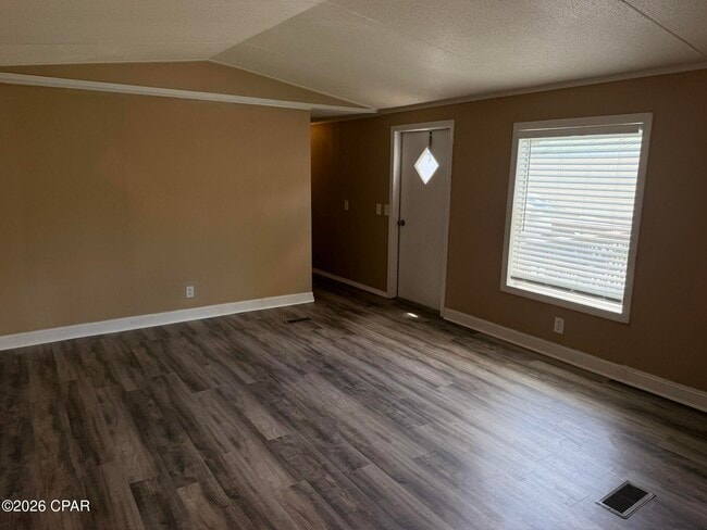 4512 Carla Ln