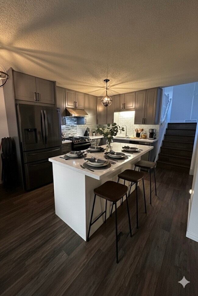 Photo - 70 Wendy Crescent