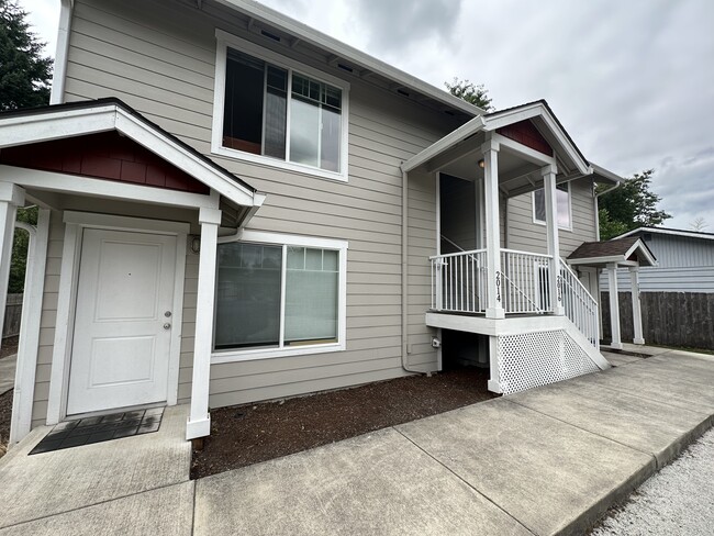 Building Photo - 2012 Y St Rental