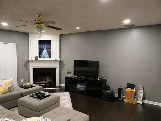 Photo - 4645 Valais Ct