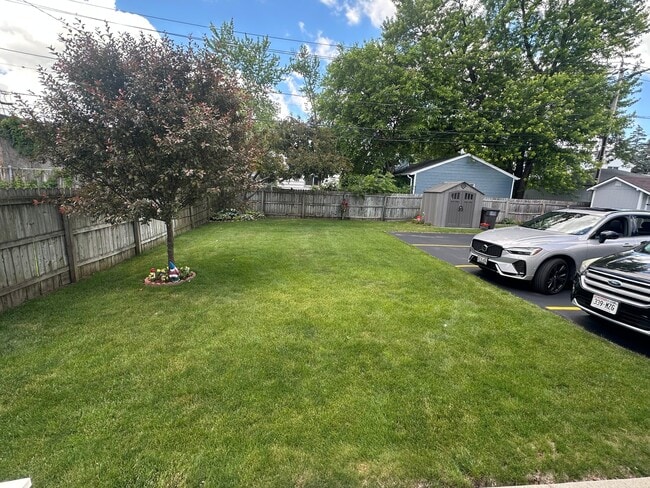 Photo - 4581 N 126th St