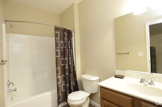 2 Bedroom / Master Bath - Rustic Ridge Villas