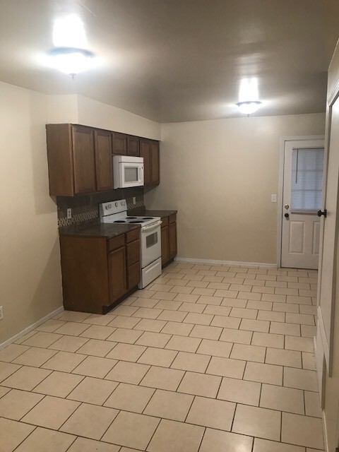 Photo - 625 N Betty Jo Dr Unit Apt. B