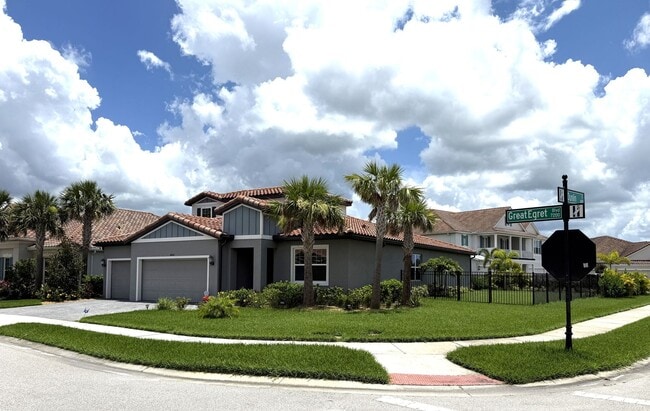 5 Bedroom 4 Bath W/Office & 3-Car Garage (... - 5 Bedroom 4 Bath W/Office & 3-Car Garage (... Casa