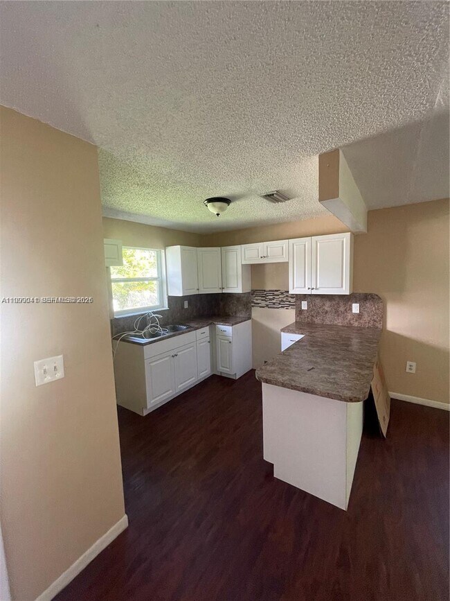 Photo - 3266 William Ave