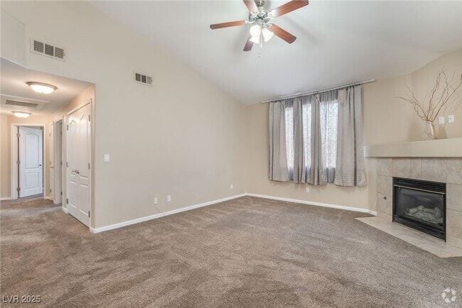 Building Photo - 1608 Sussex St Unit 201 Rental