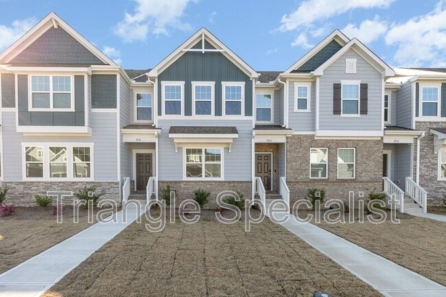 Building Photo - 1876 Knights Crest Way