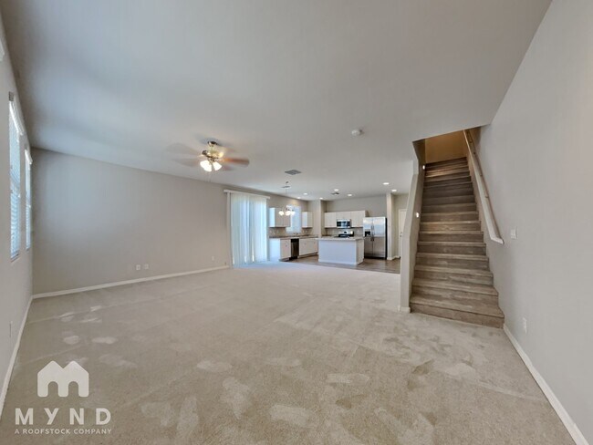 5420 W Albeniz Pl