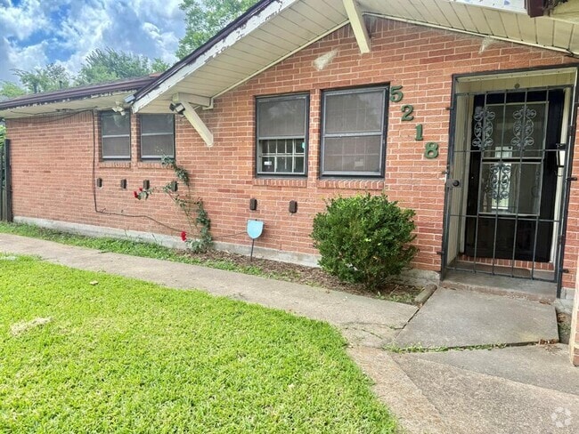 Building Photo - 5218 Canterway Dr Rental