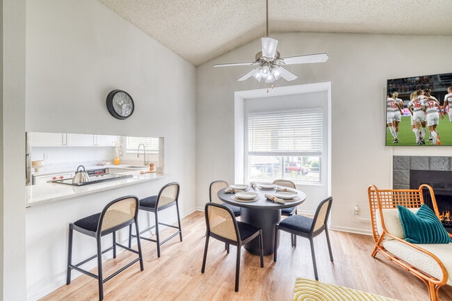 Photo - Deerfield at Indian Creek