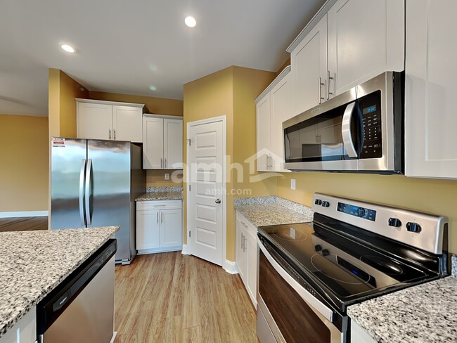 Photo - 5029 Mountain Springs Rd