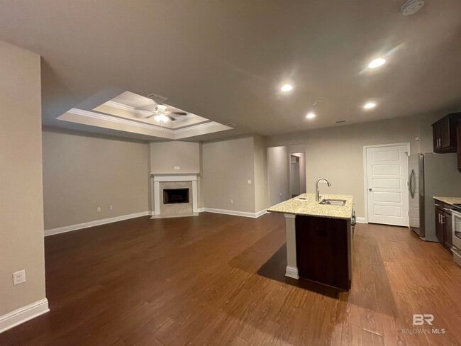 Photo - 7824 Barrington Ln Apartamento