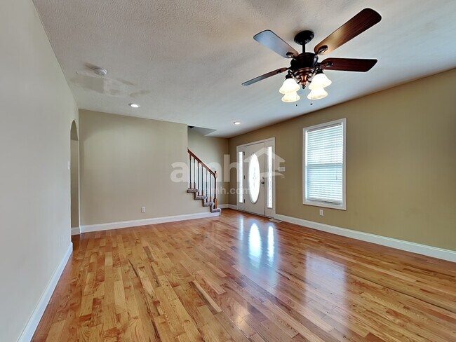 Photo - 8131 Broken Rock Ln