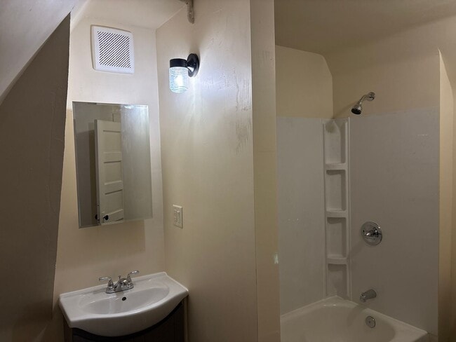 Photo - SPACIOUS 4 BEDROOM HOME READY TO WELCOME YOU