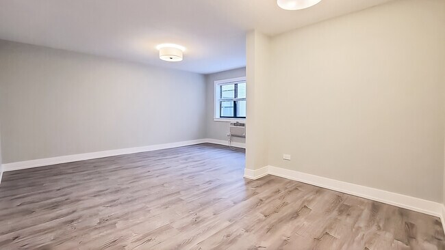 Photo - 454 W Barry Ave Unit C