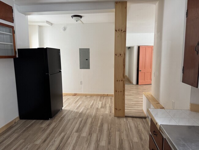103 New St Unit 1