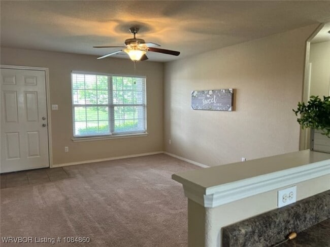 Photo - 8214 Huntington Way