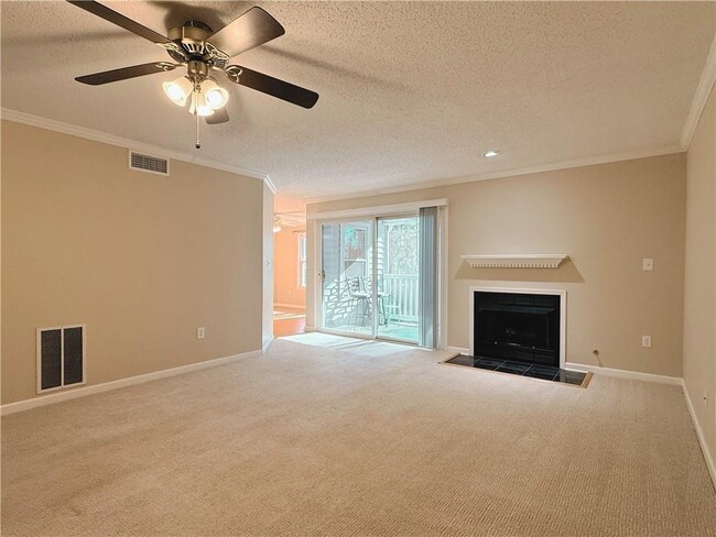 Photo - 7024 Somerset Cir