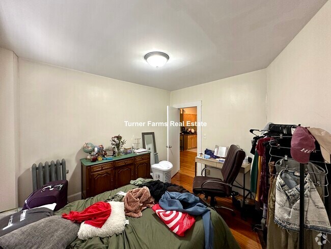 Building Photo - 27 Forest St Unit 1 Rental