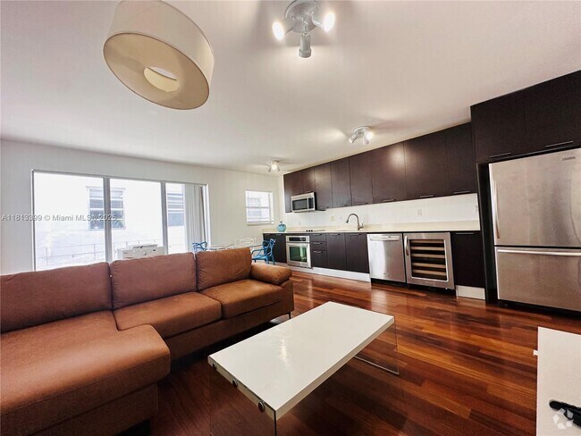 Building Photo - 1550 Pennsylvania Ave Unit 124 Rental